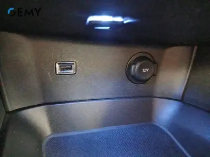 Photo 19 Peugeot 3008  Hybrid 136 e-DCS6