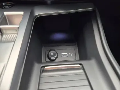 Photo 40 Peugeot 408  PHEV 225 e-EAT8