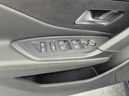 Photo 42 Peugeot 408  PHEV 225 e-EAT8