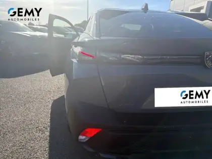Photo 25 Peugeot 408  Hybrid 145 e-DCS6