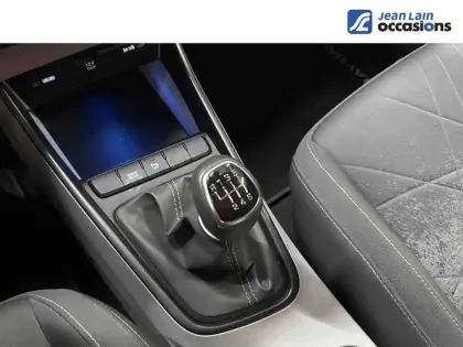 Photo 20 Hyundai Bayon  1.0 T-GDi 100 Hybrid 48V
