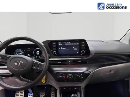 Photo 12 Hyundai Bayon  1.0 T-GDi 100 Hybrid 48V