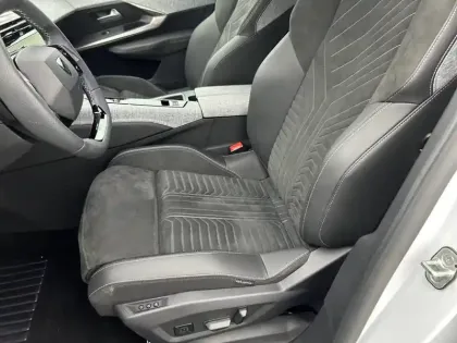 Photo 10 Peugeot 3008  Electrique 210 ch 73 kWh