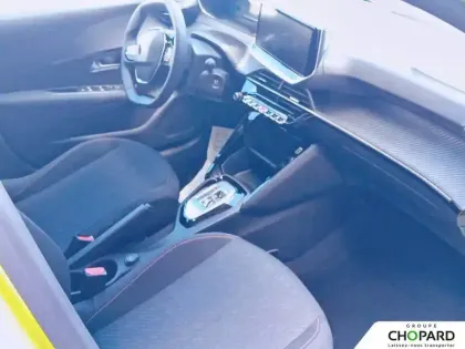 Photo 19 Peugeot 208  Hybrid 110 ch e-DCS6
