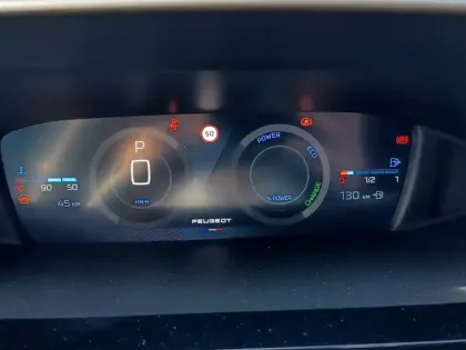 Photo 7 Peugeot 308  SW Hybrid 145 e-DCS6