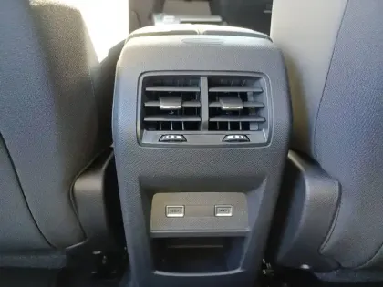 Photo 19 Peugeot 308  SW Hybrid 145 e-DCS6