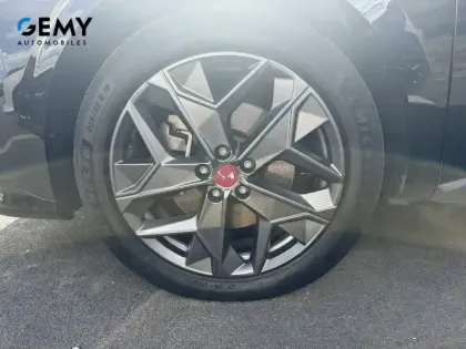 Photo 10 DS DS 4  Hybride E-Tense 225 EAT8
