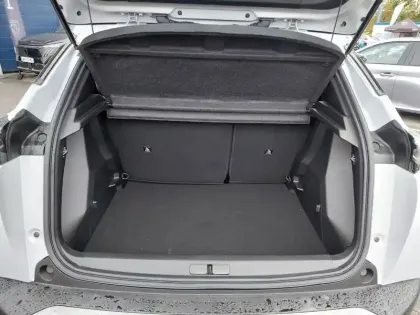 Photo 7 Peugeot 2008  Hybrid 110 ch e-DCS6