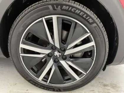 Photo 16 Peugeot 3008  Hybrid 225 e-EAT8