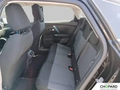 Photo 10 Citroën C4 e- 136 ch Automatique