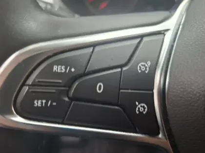 Photo 43 Renault Captur  Blue dCi 95