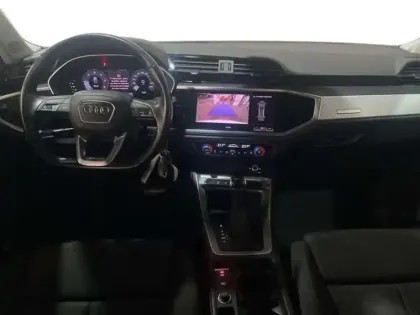 Photo 7 Audi Q3 35 TDI 150 ch S tronic 7 Design