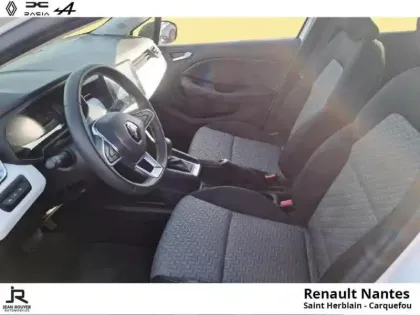 Photo 13 Renault Clio  1.6 E-Tech hybride 145ch Evolution