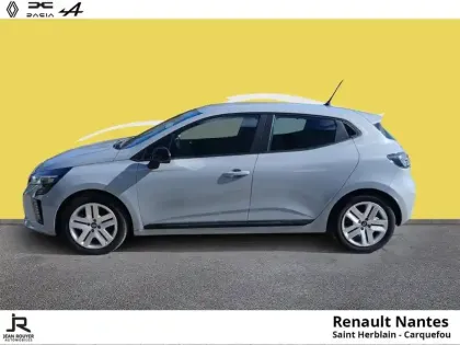 Photo 7 Renault Clio  1.6 E-Tech 145ch full hybrid Evolution - AUTO ECOLE