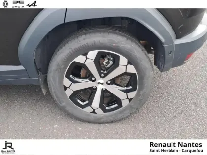 Photo 8 Dacia Duster  1.6 hybrid 140ch Journey