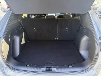 Photo 12 Ford Kuga  2.5 Duratec 180ch Hybrid FlexiFuel Titanium Business Powershift