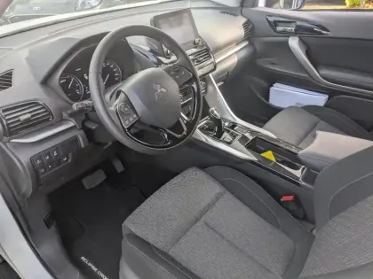 Photo 9 Mitsubishi Eclipse  Cross 2.4 MIVEC PHEV 188ch Invite 4WD