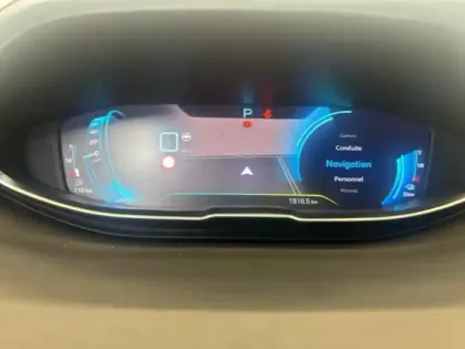 Photo 11 Peugeot 3008  Plug-in Hybrid 225ch GT e-EAT8