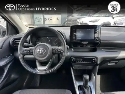 Photo 8 Toyota Yaris  116h Dynamic 5p MY22