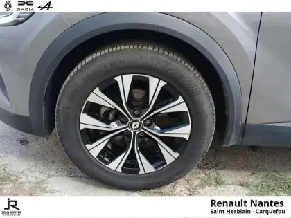 Photo 8 Renault Captur  1.6 E-Tech hybride 145ch Evolution