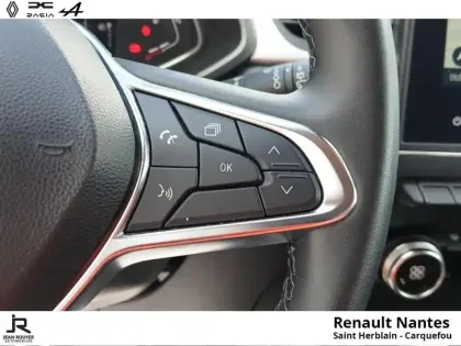 Photo 13 Renault Captur  1.6 E-Tech hybride 145ch Evolution