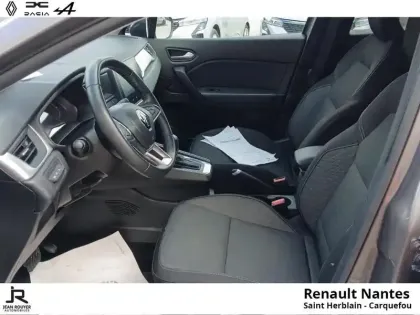 Photo 10 Renault Captur  1.6 E-Tech hybride 145ch Evolution