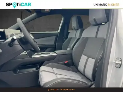 Photo 8 Opel Grandland  1.2 Turbo Hybrid 145ch Ultimate e-DCT6