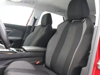 Photo 8 Peugeot 3008  1.2 PureTech 130ch E6.c Active Business S&S EAT8