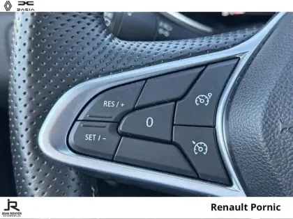 Photo 10 Renault Clio  1.6 E-Tech hybride 145ch Engineered