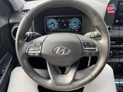 Photo 11 Hyundai Kona  1.0 T-GDi 120ch Hybrid 48V Intuitive