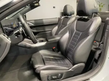 Photo 12 BMW Serie 4 Série 4 Cabriolet 420iA 184ch M Sport