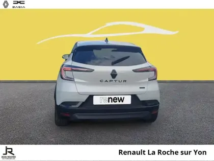 Photo 10 Renault Captur  1.6 E-Tech full hybrid 145ch esprit Alpine