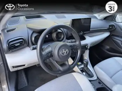 Photo 10 Toyota Yaris  116h Iconic 5p MY22