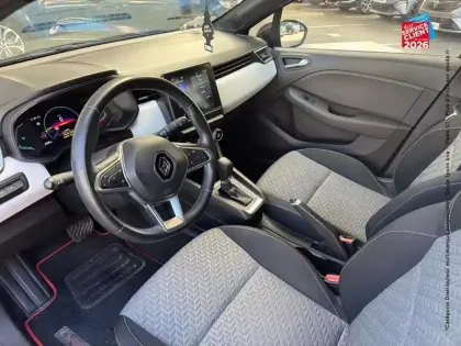 Photo 14 Renault Clio  1.6 E-Tech hybride 140ch Limited -21N