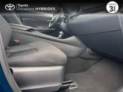 Photo 5 Toyota C-HR  2.0 Hybride 184ch Dynamic Ultimate E-CVT