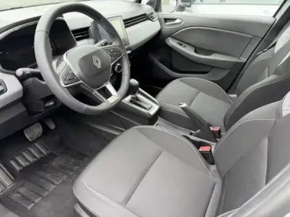 Photo 11 Renault Clio  1.6 E-Tech 145ch full hybrid Evolution - 25b