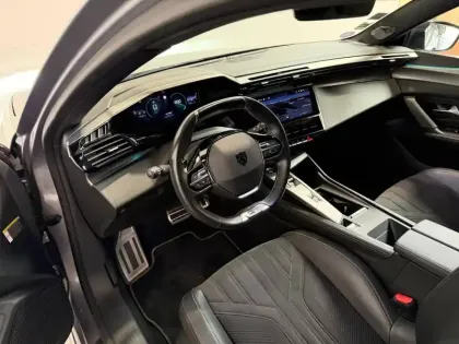 Photo 7 Peugeot 308  SW 1.2 130 GT EAT8 GPS Camera Focal