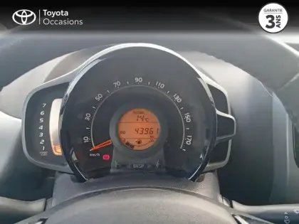 Photo 13 Toyota Aygo  1.0 VVT-i 72ch x-play 5P MY19