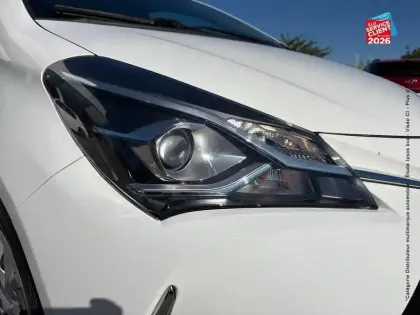 Photo 12 Toyota Yaris  100h Dynamic 5p MY19