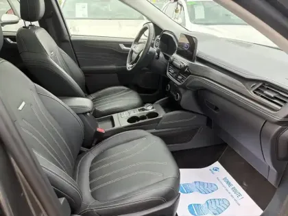 Photo 10 Ford Kuga  2.5 Duratec 225 ch PHEV Vignale BVA