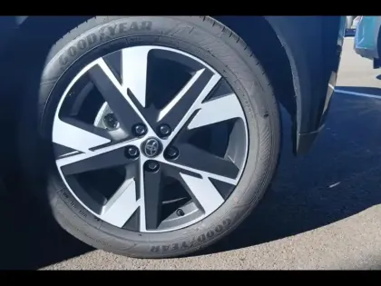 Photo 12 Toyota Aygo X  116h Graphic