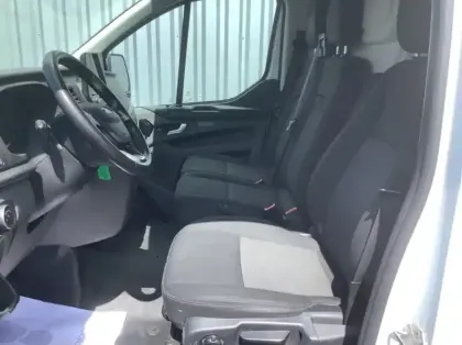 Photo 10 Ford Custom 300 L2H2 2.0 ECOBLUE 130 TREND BUSINESS