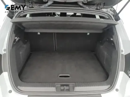 Photo 21 Renault Captur  E-Tech full hybrid 145 ch