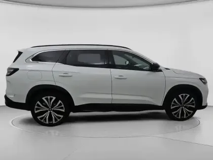 Photo 7 Renault Espace  full hybrid E-Tech 200 ch 7pl