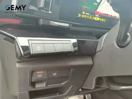 Photo 13 Renault Rafale  E-Tech full hybrid 200 ch