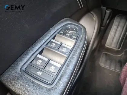 Photo 26 Renault Arkana  mild hybrid 140 EDC FAP - 22