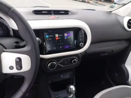 Photo 13 Renault Twingo  III E-Tech