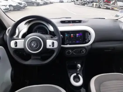 Photo 9 Renault Twingo  III E-Tech
