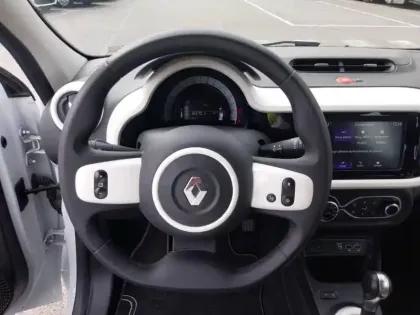 Photo 10 Renault Twingo  III E-Tech
