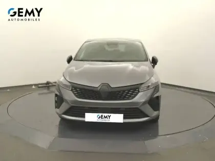 Photo 17 Renault Clio  E-Tech full hybrid 145 ch GSR2